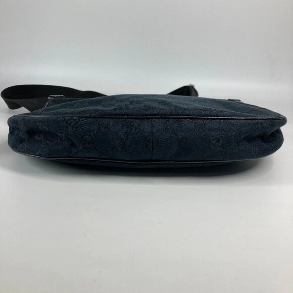 GUCCI GGCanvas Shoulder Bag Black CanvasxLeather - Picture 5 of 14